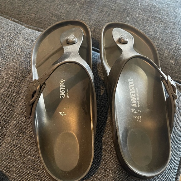 Birkenstock size 39, women’s 8.5 - Picture 3 of 4